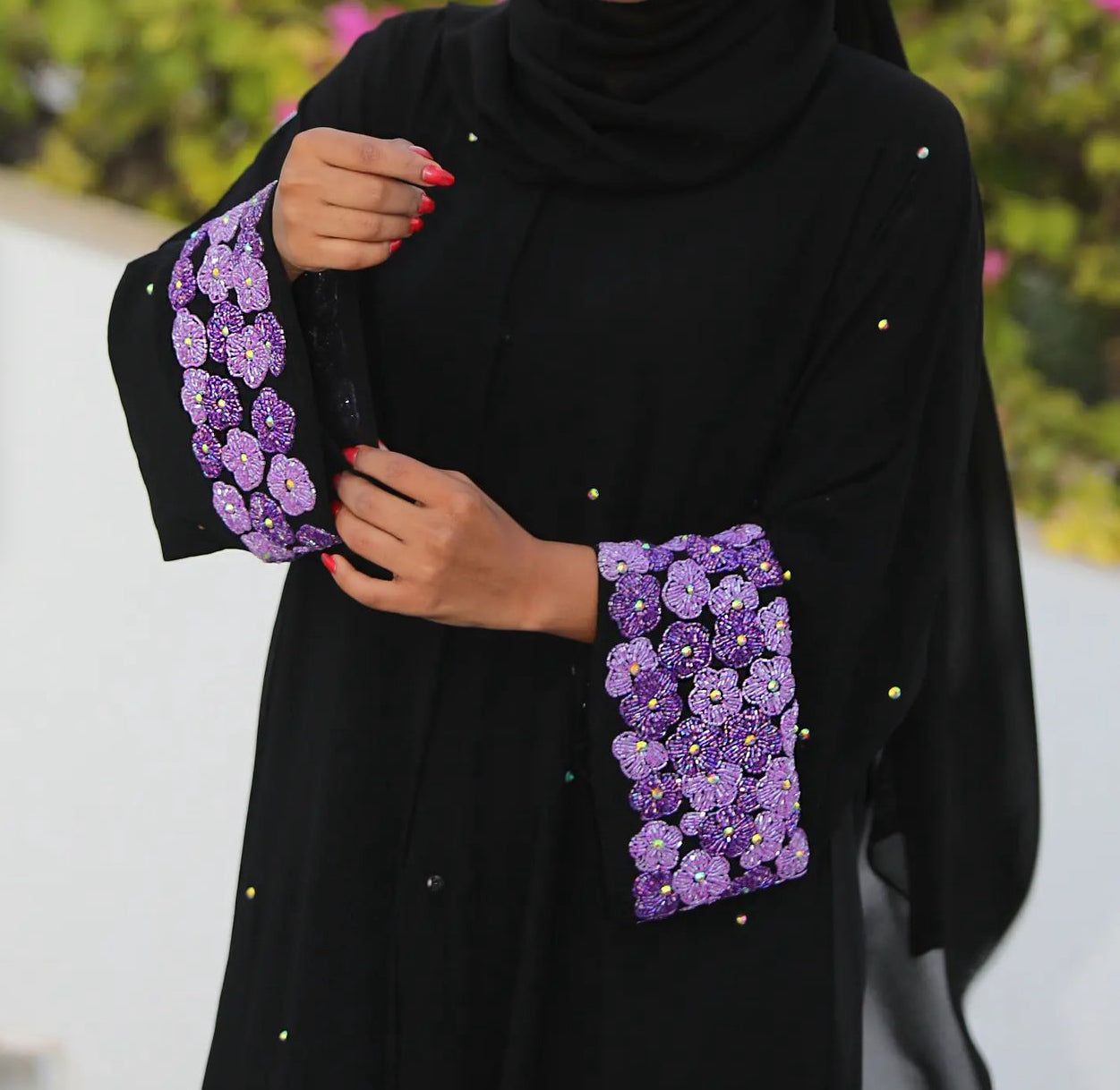 Luxury Floral Handworked Sleeves Buttoned Abaya - The Abaya Store