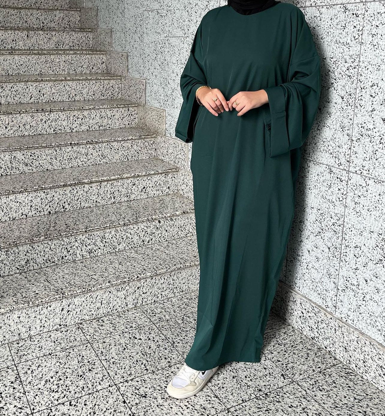 Basic Baggy Style Closed Abaya - The Abaya Store