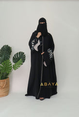 Fakhia Semi Bisht Abaya