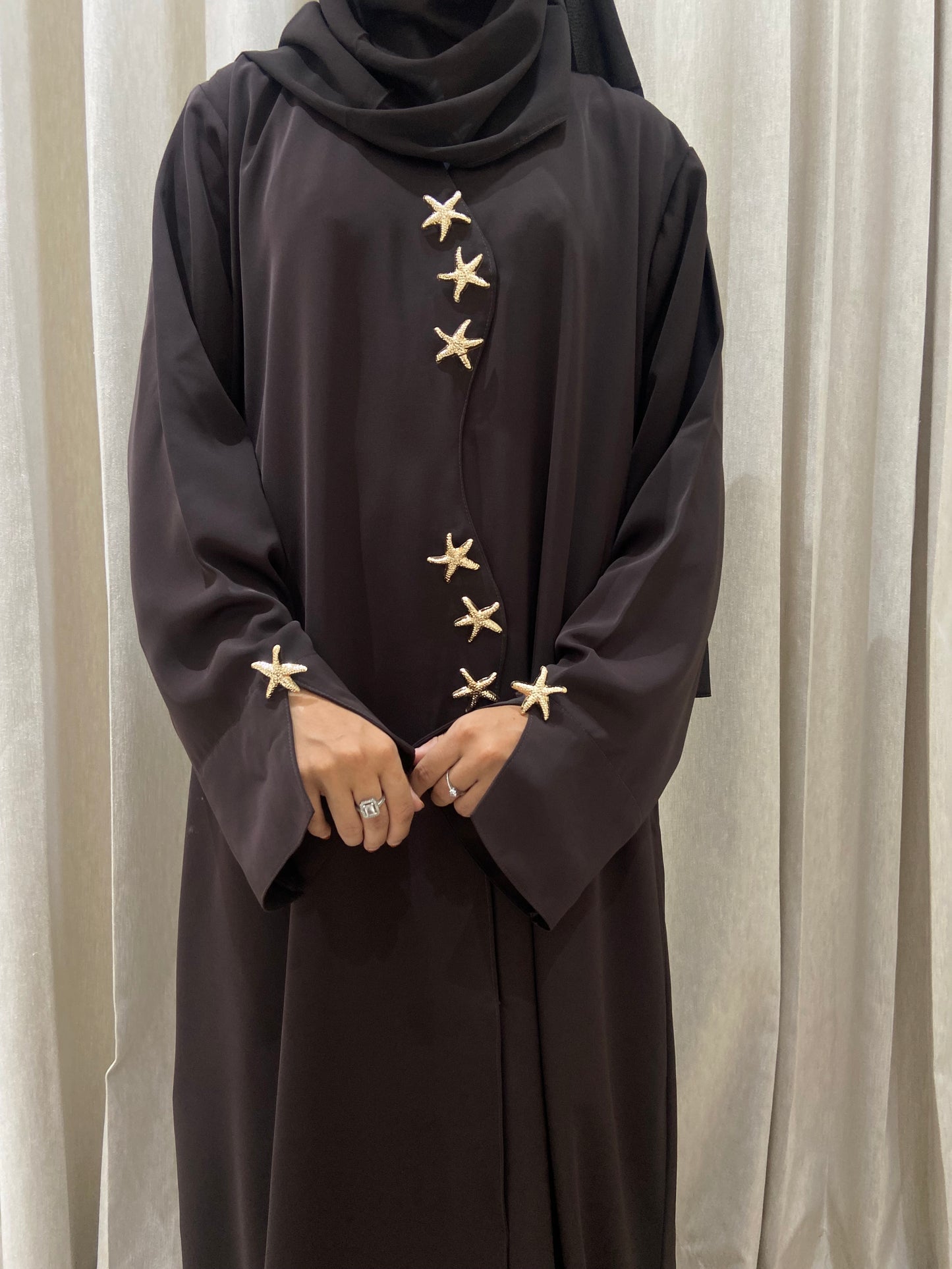 Luxury Abaya In Simplicity 🤎