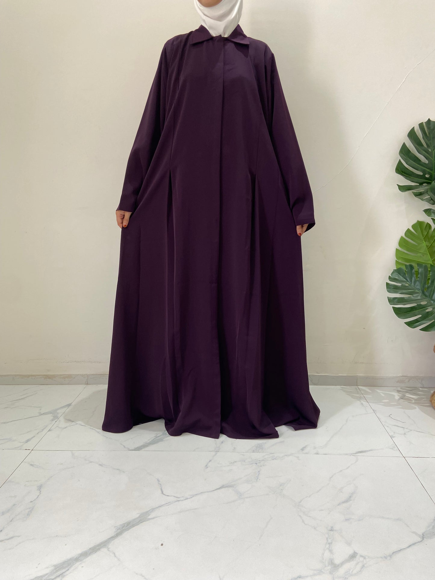 Modern A-line collared Abaya