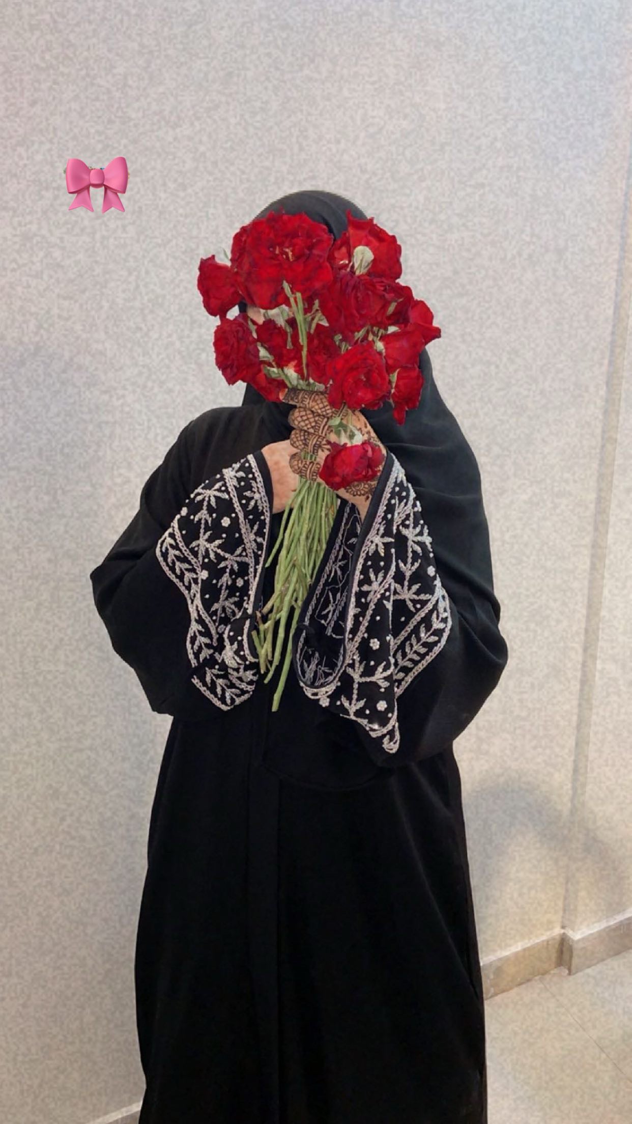 Luxury Handworked Sleeves Buttoned Abaya - The Abaya Store