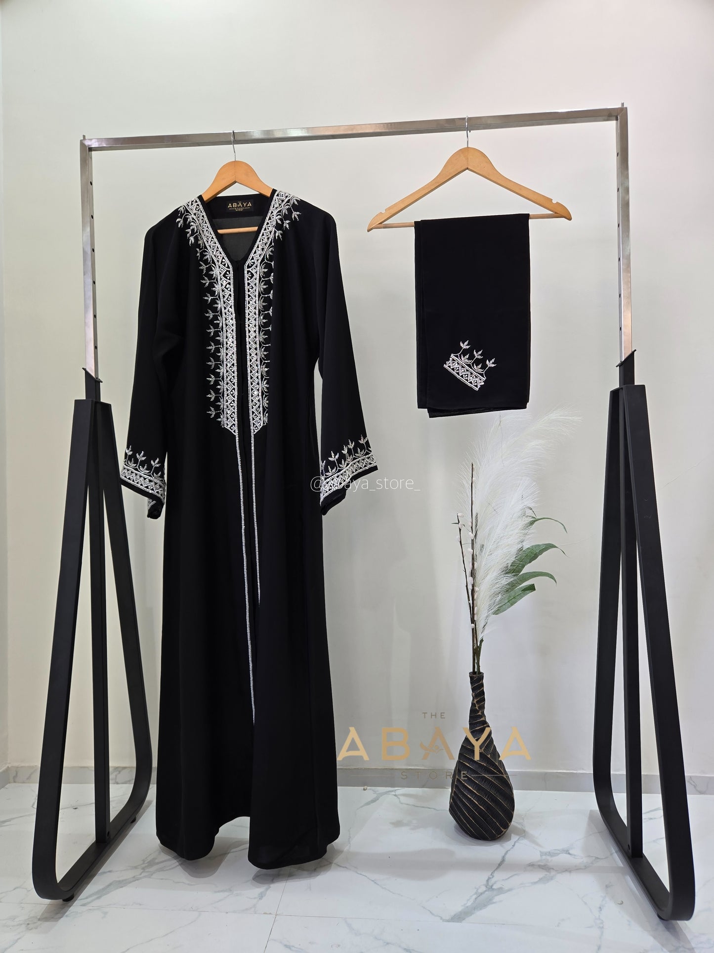 Luxury Handworked Buttoned Abaya