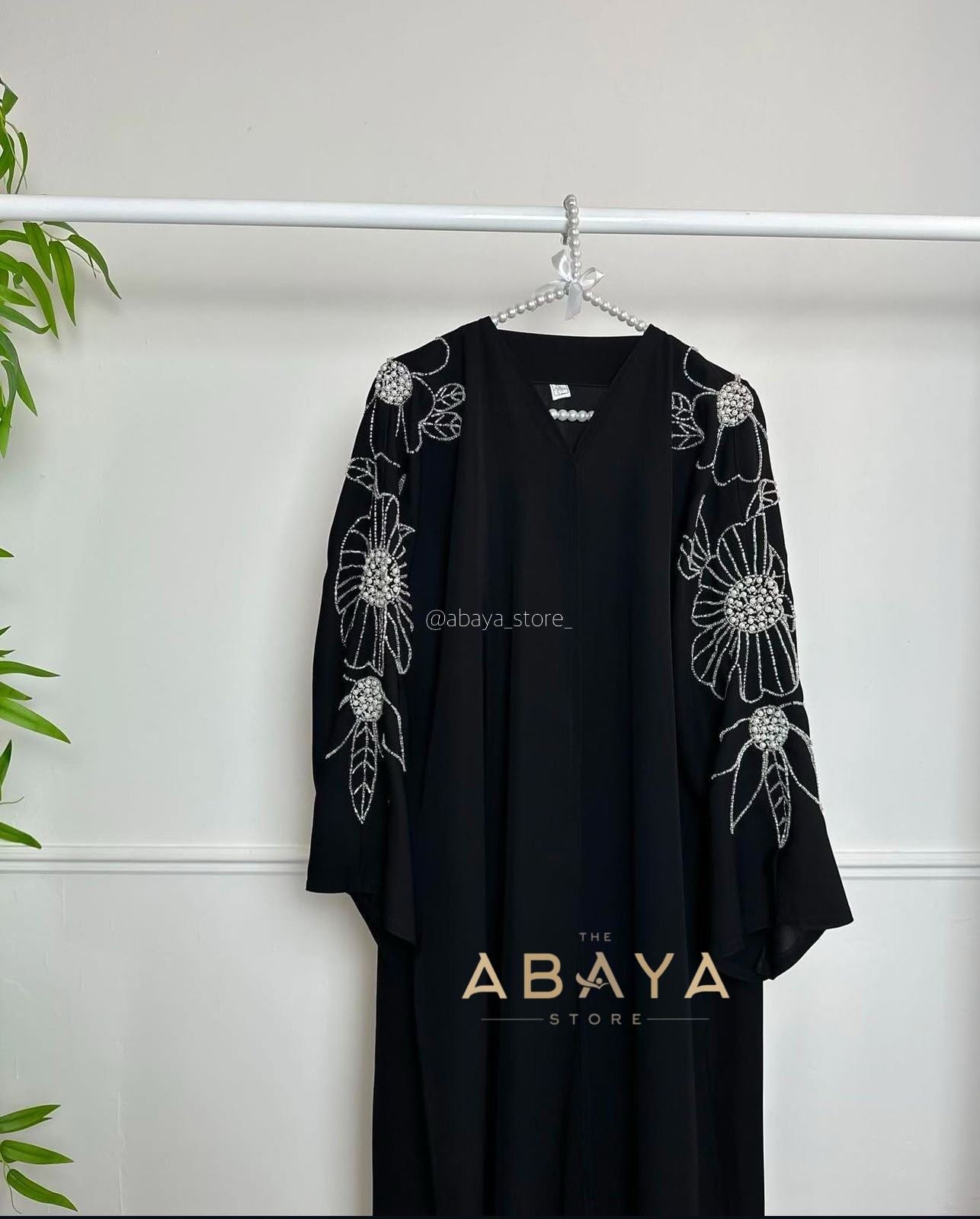 Floral handworked Sleeves Abaya