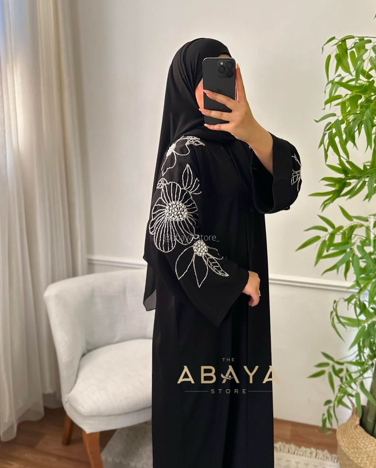 Floral handworked Sleeves Abaya