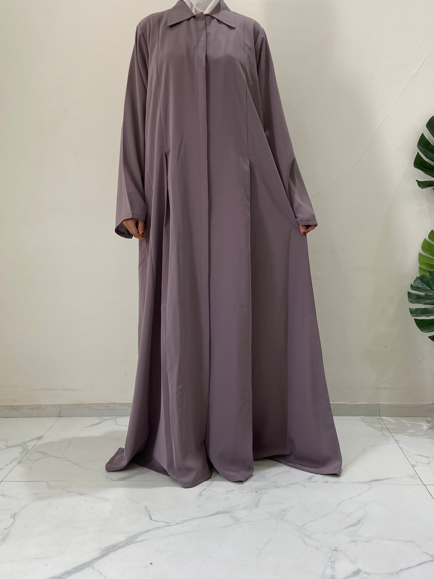 Modern A-line collared Abaya