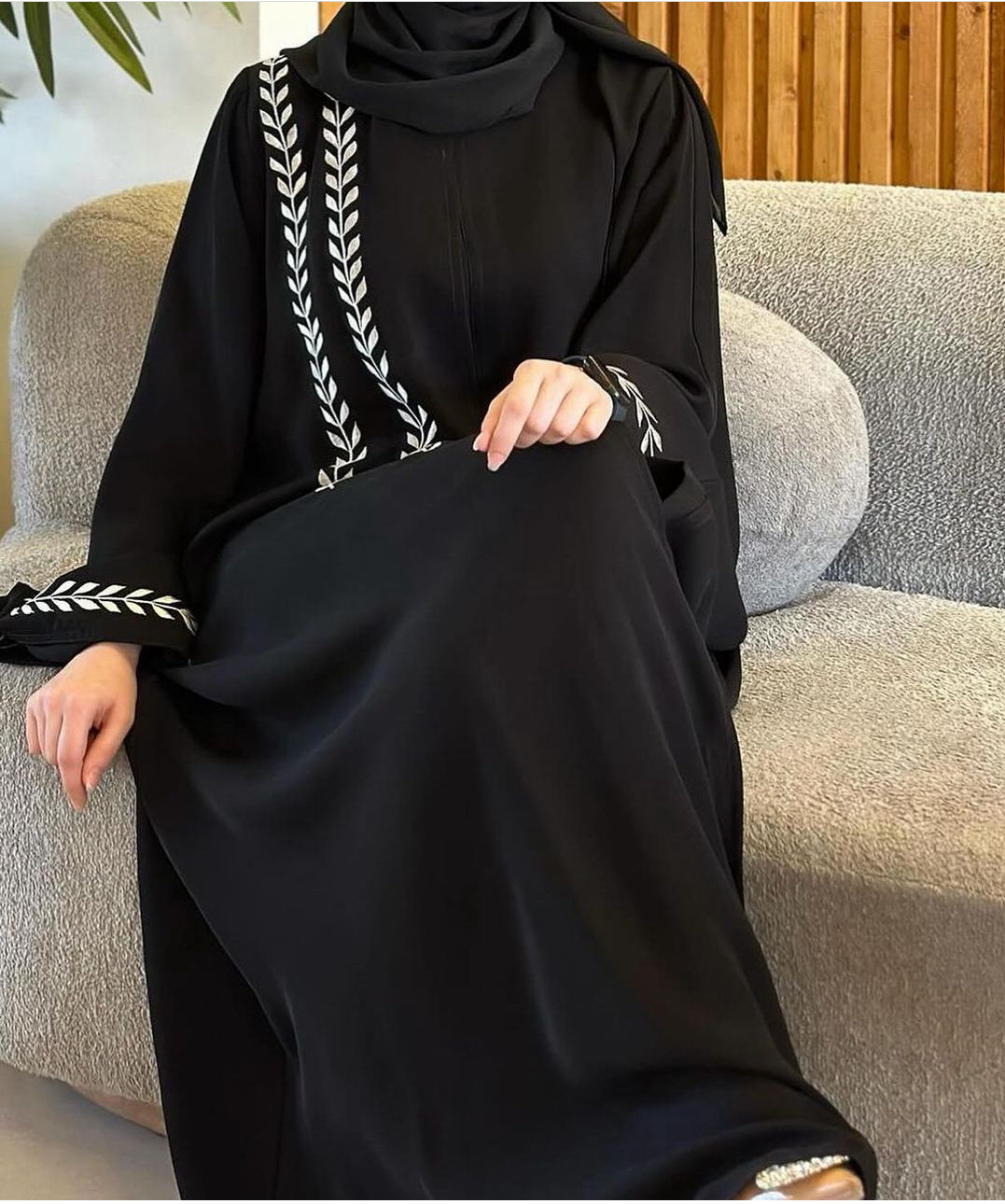 Embroidered Semi Bisht Buttoned Abaya - The Abaya Store