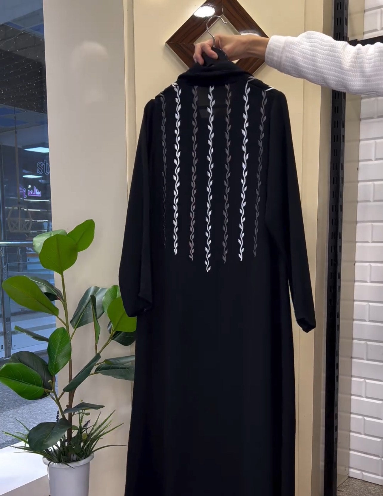 Embroidered Coat Style Abaya - The Abaya Store