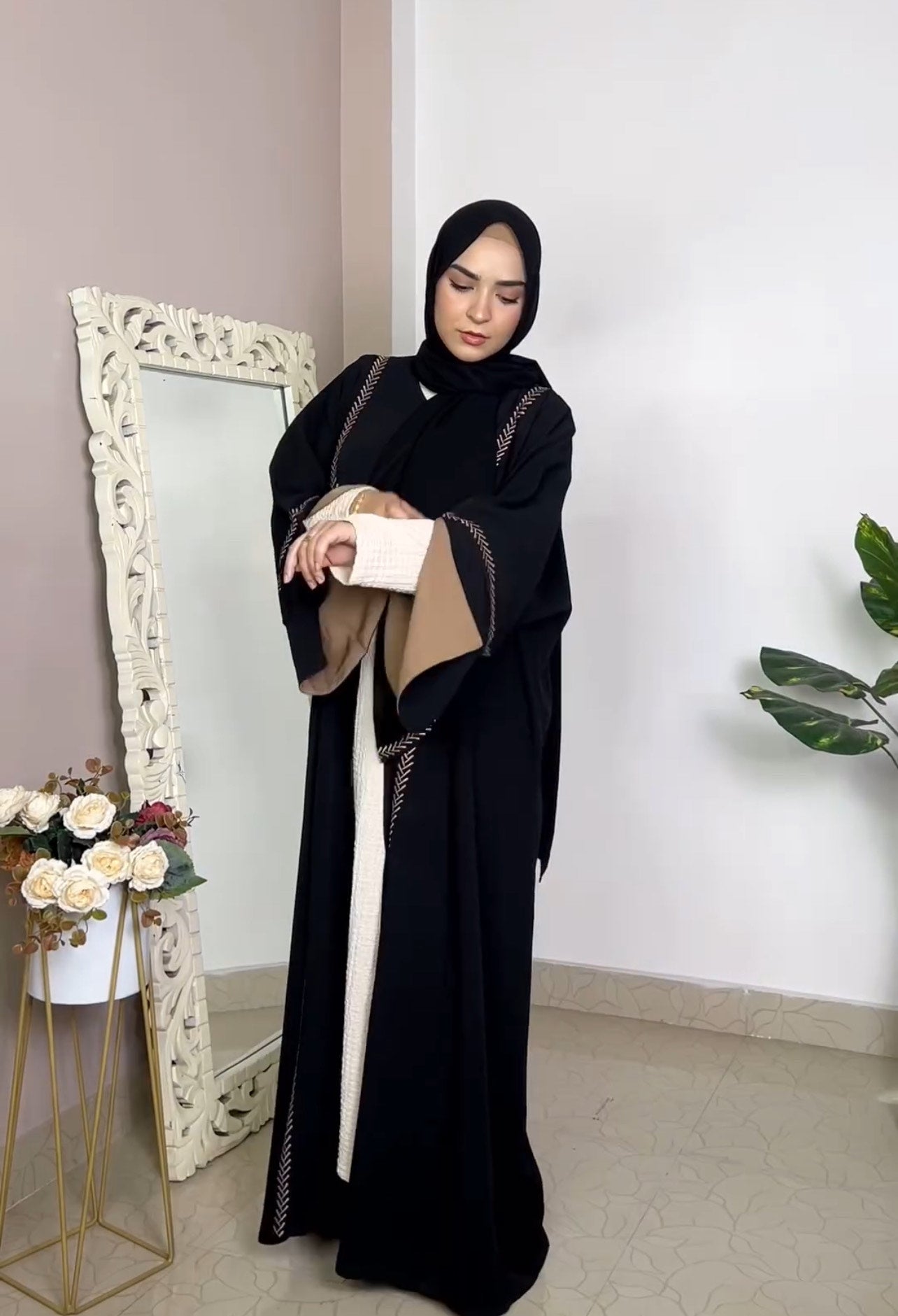 Embroidered Zoom Abaya in Black & Light Brown - The Abaya Store