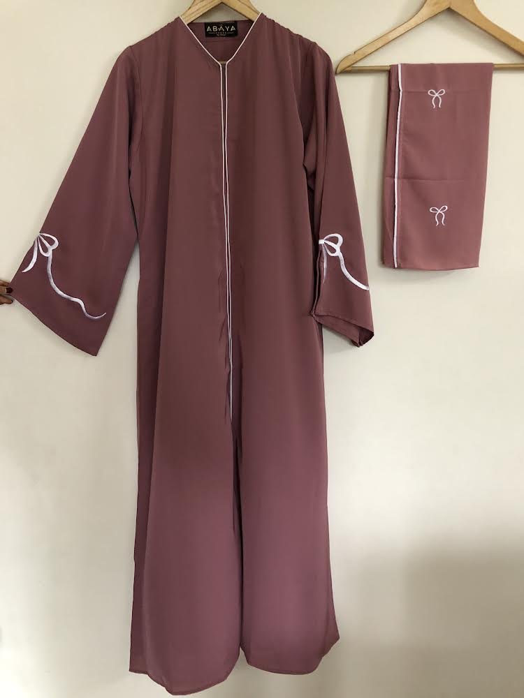 Amani bow Embroidered Abaya in Rosewood - The Abaya Store