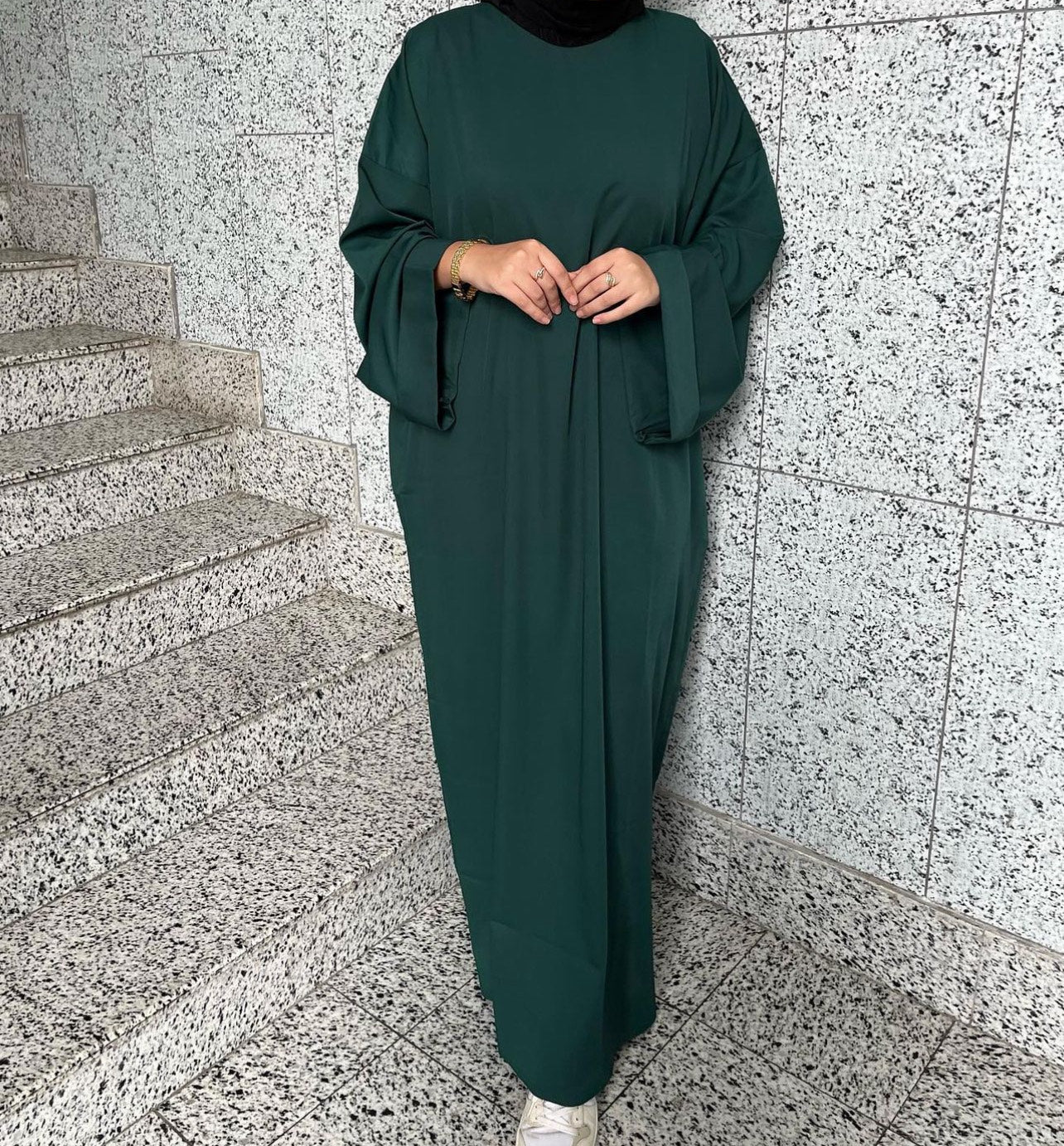 Basic Baggy Style Closed Abaya - The Abaya Store