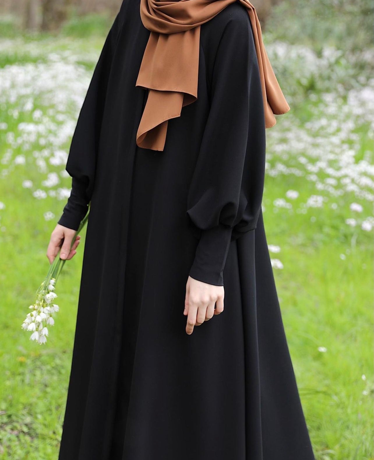 Cuff sleeves A line Buttoned Basic - The Abaya Store