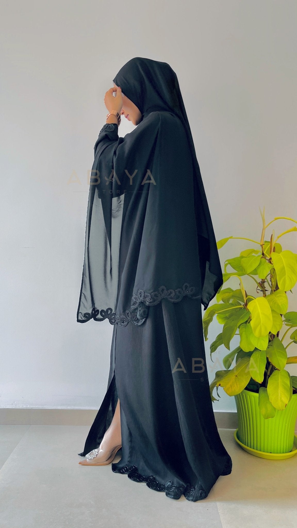 Cutwork Embroidered Buttoned Abaya with handwork details - The Abaya Store