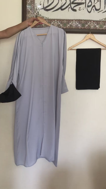 Delicate Piping Buttoned Abaya with Slit Sleeves