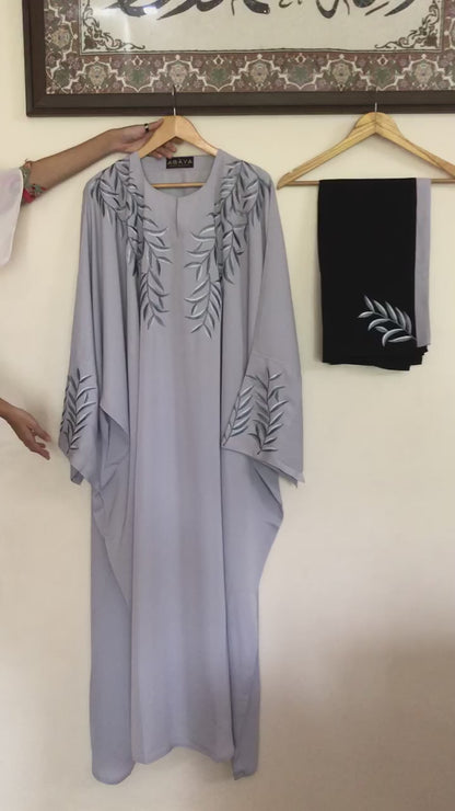 Embroidered Bisht Abaya