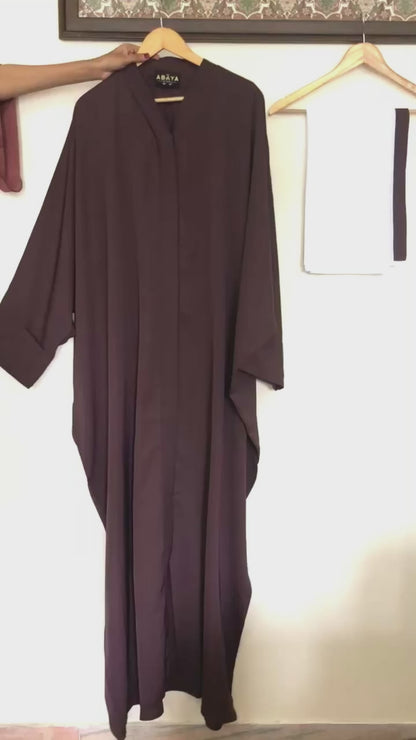 Basic Bisht Buttoned Abaya