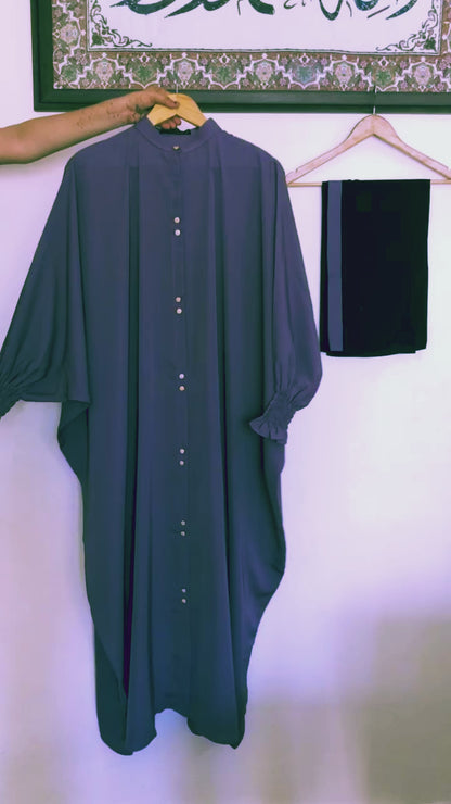 Rutched Sleeves Buttoned Bisht Abaya