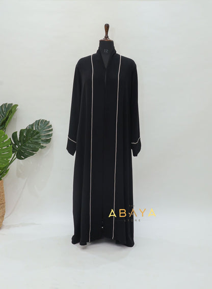 Madiha Delicate lace Abaya