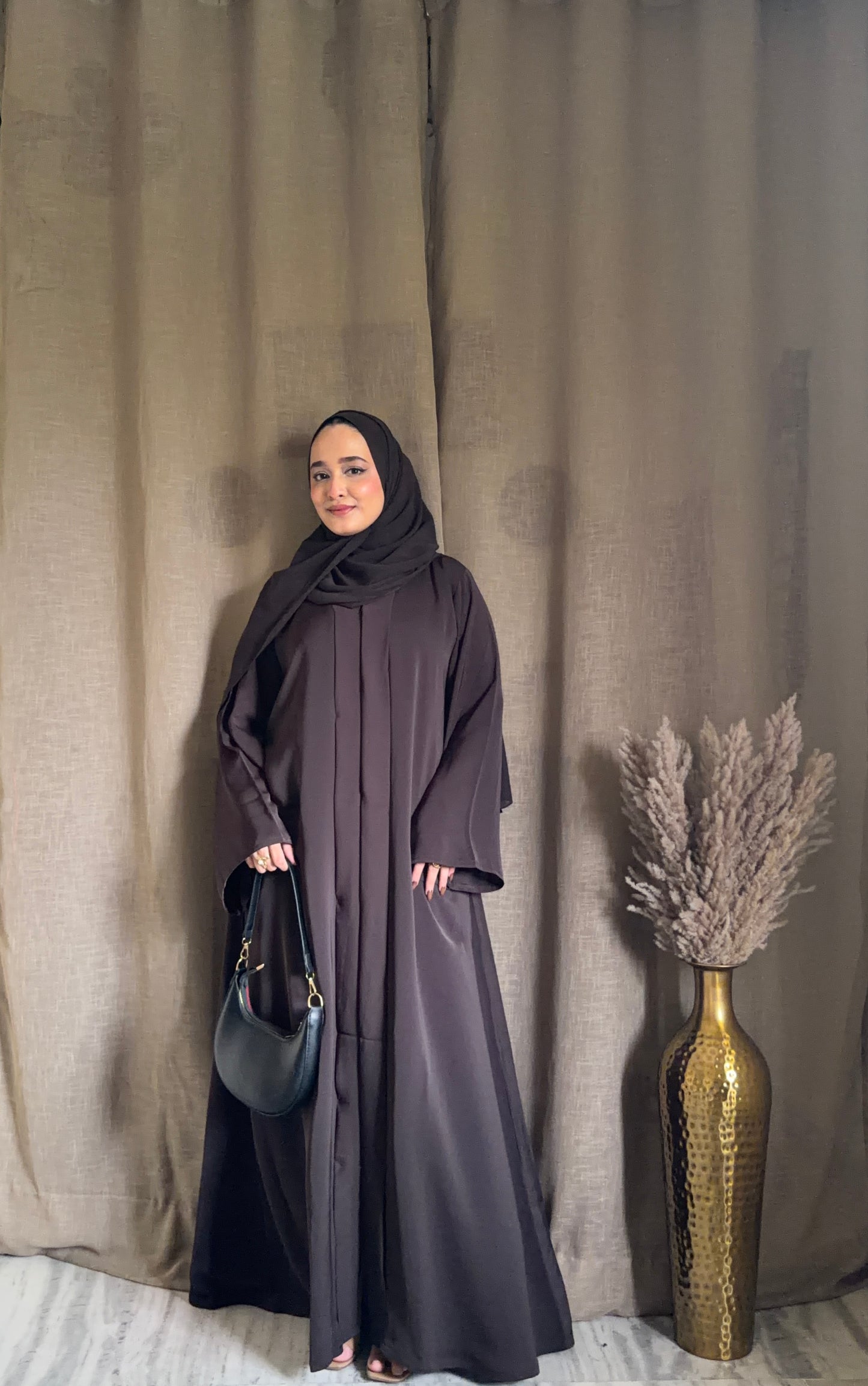 Elegant Trendy Basic Abaya