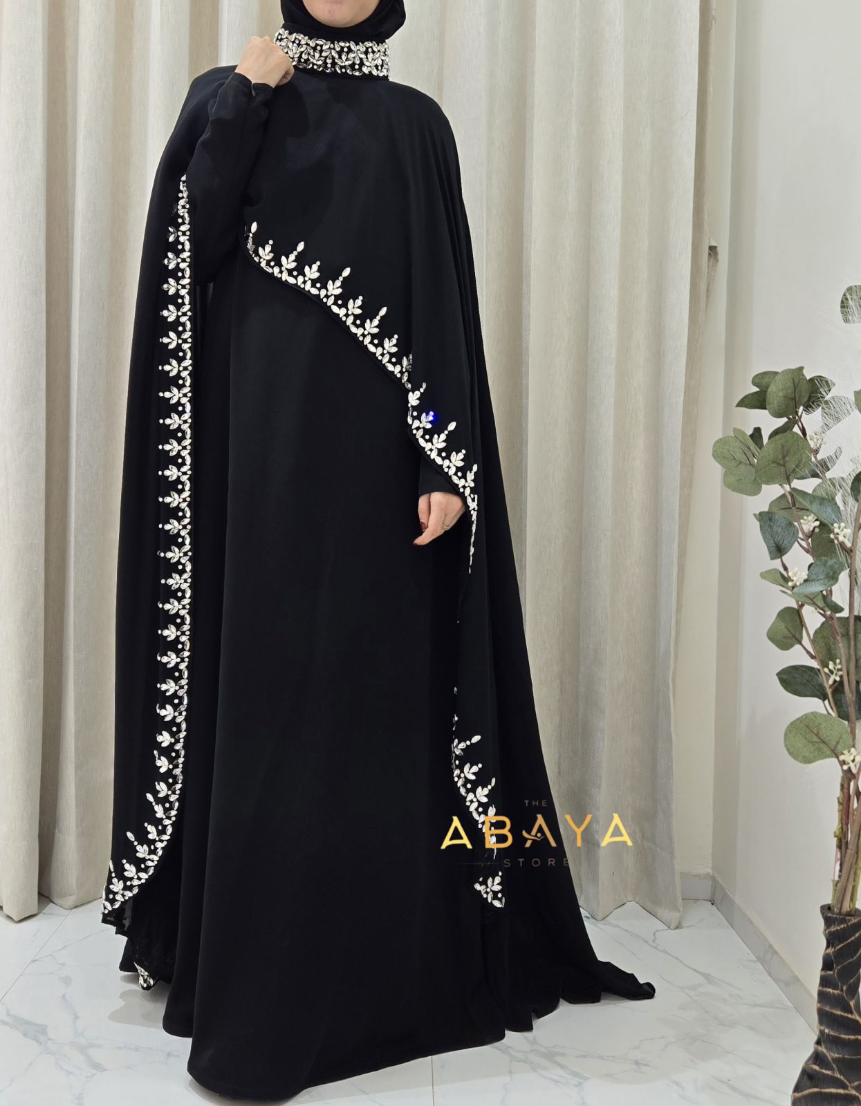 Sahar Cape Abaya