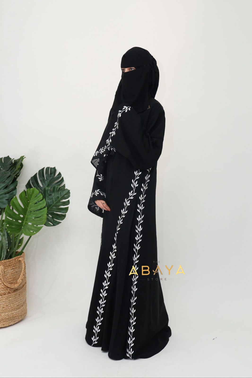 Nimra Abaya