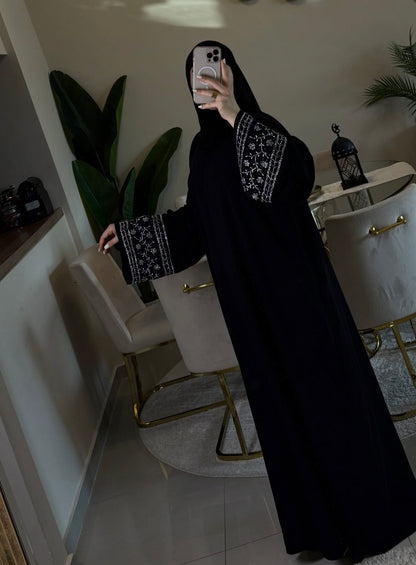 Luxury Handworked Sleeve Abaya